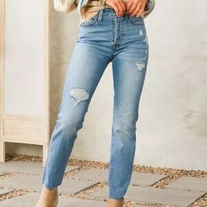 NWT Levi’s Wedgie Straight Jean 32 Short